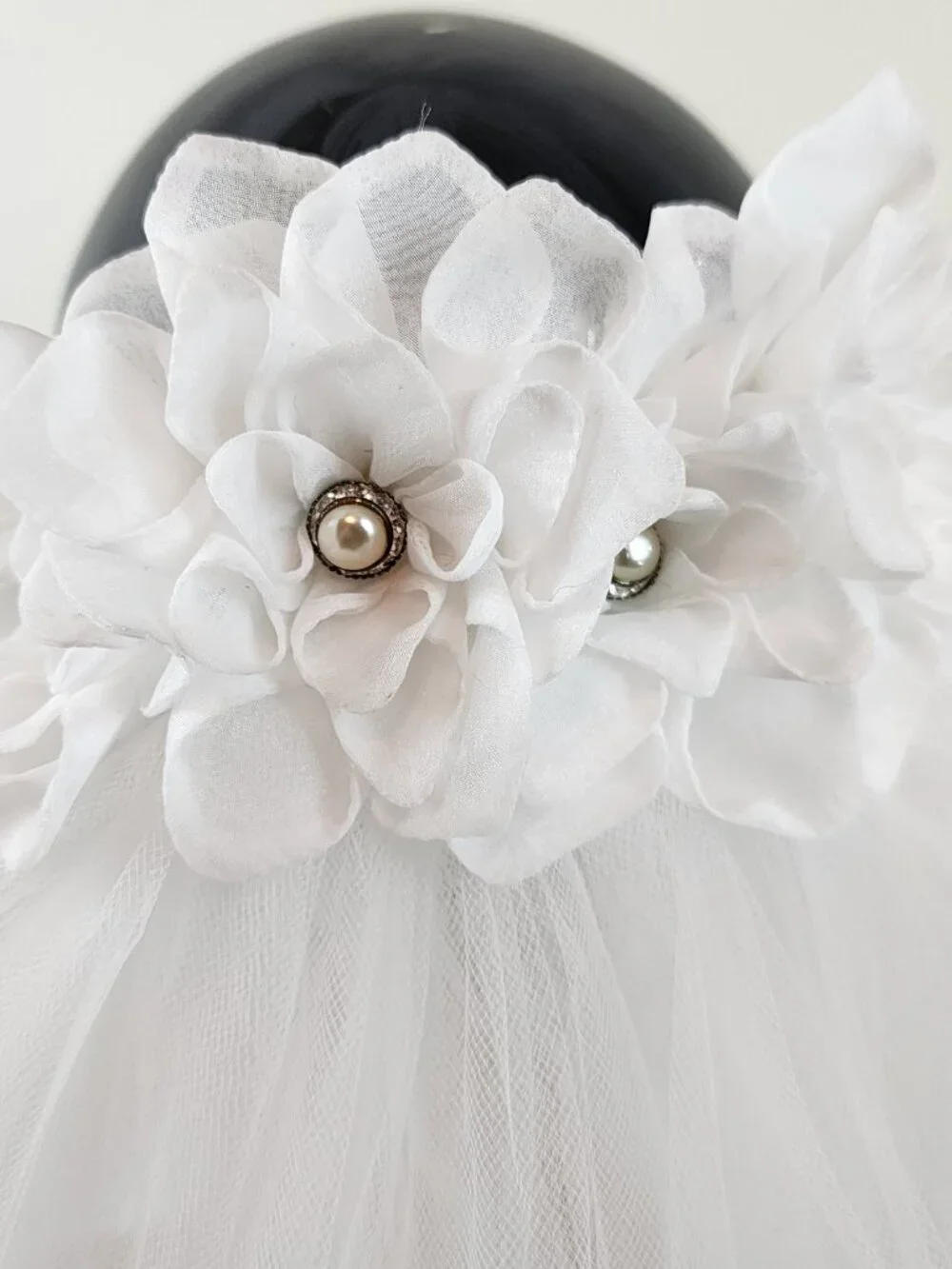 Vintage White Tulle Double Layer Wedding Bridal Veil w/ White Roses Rhinestones